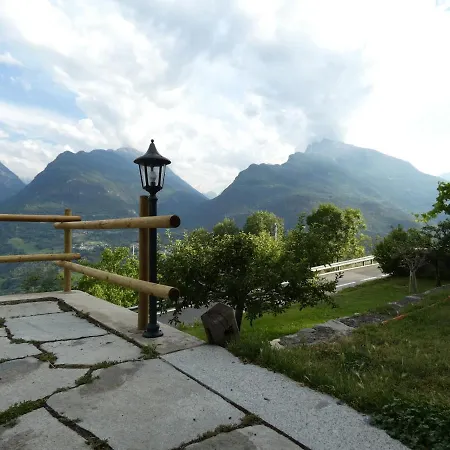 Con Vista Pazzesca Sul Gran Paradiso Saint Nicolas